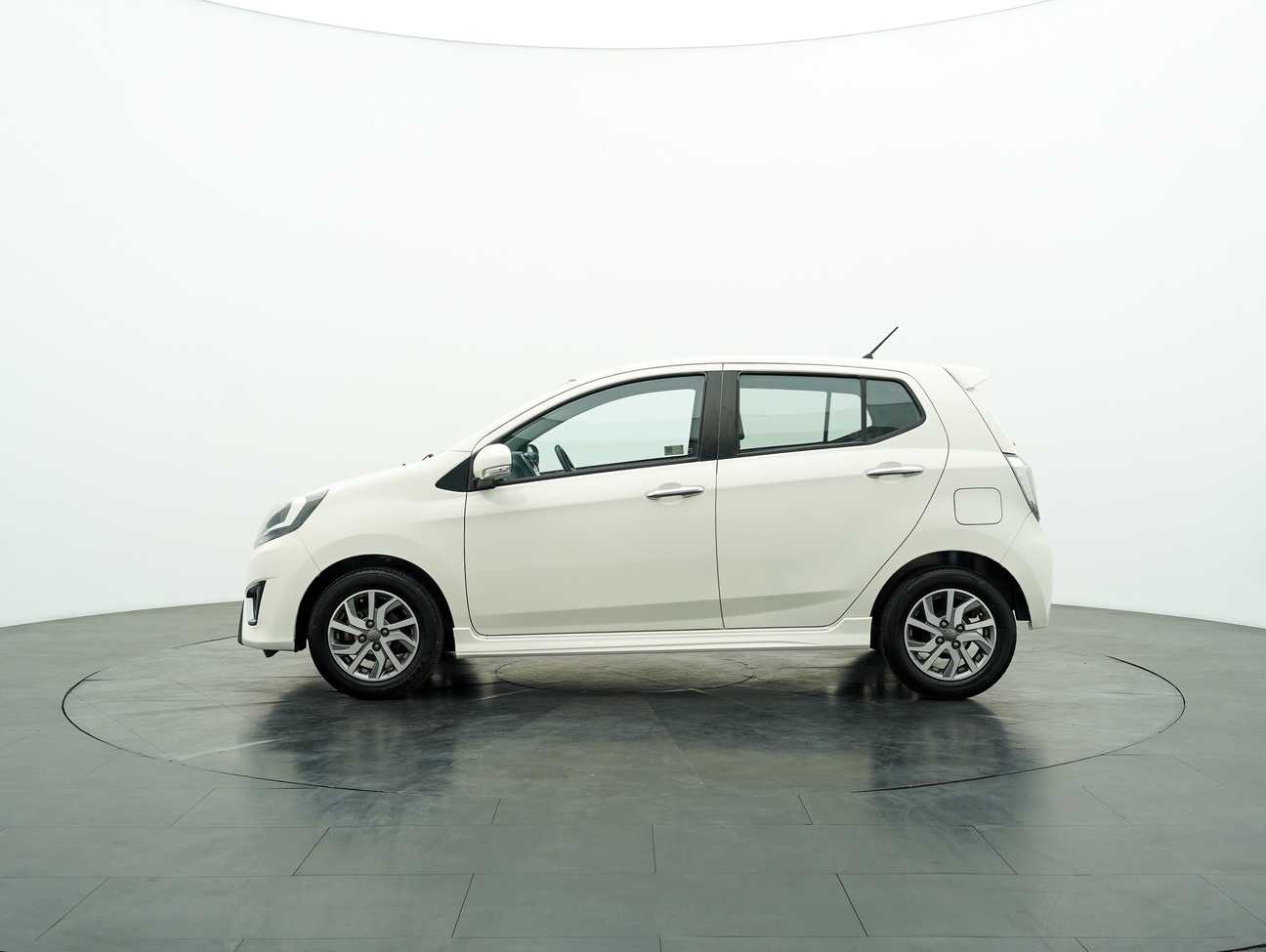 terpakai 2017 Perodua AXIA SE 1.0