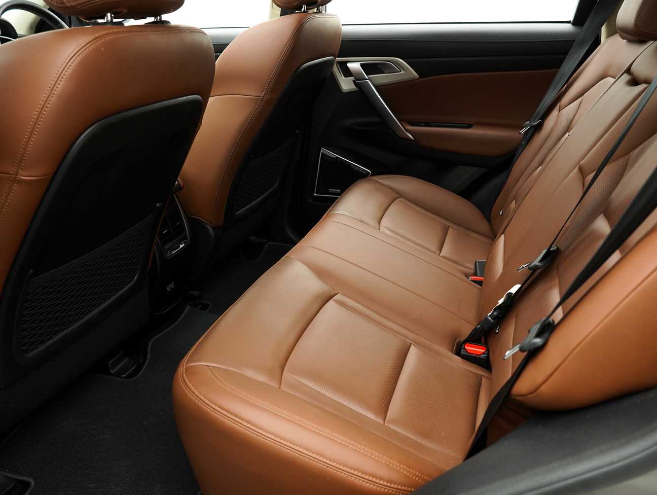 used 2019 Proton X70 Premium 1.8