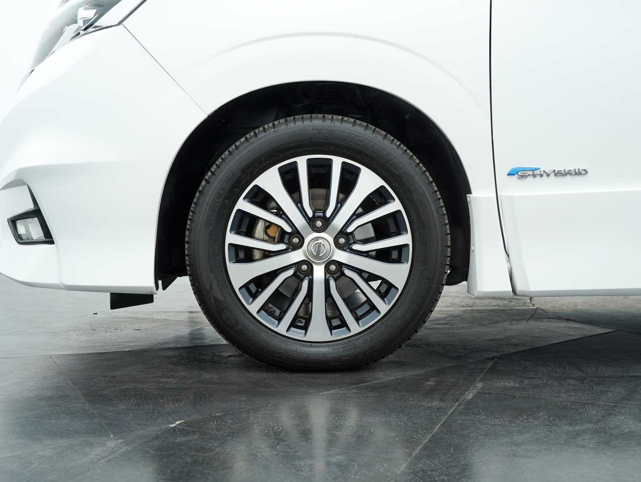 used 2018 Nissan Serena S-Hybrid High-Way Star Premium 2.0