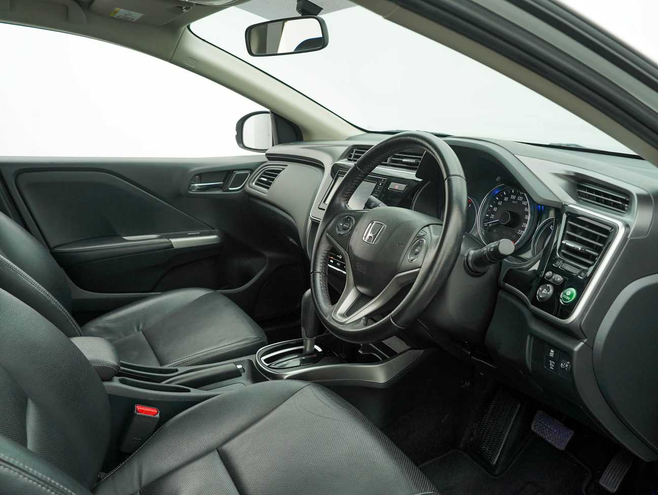 used 2018 Honda City V 1.5