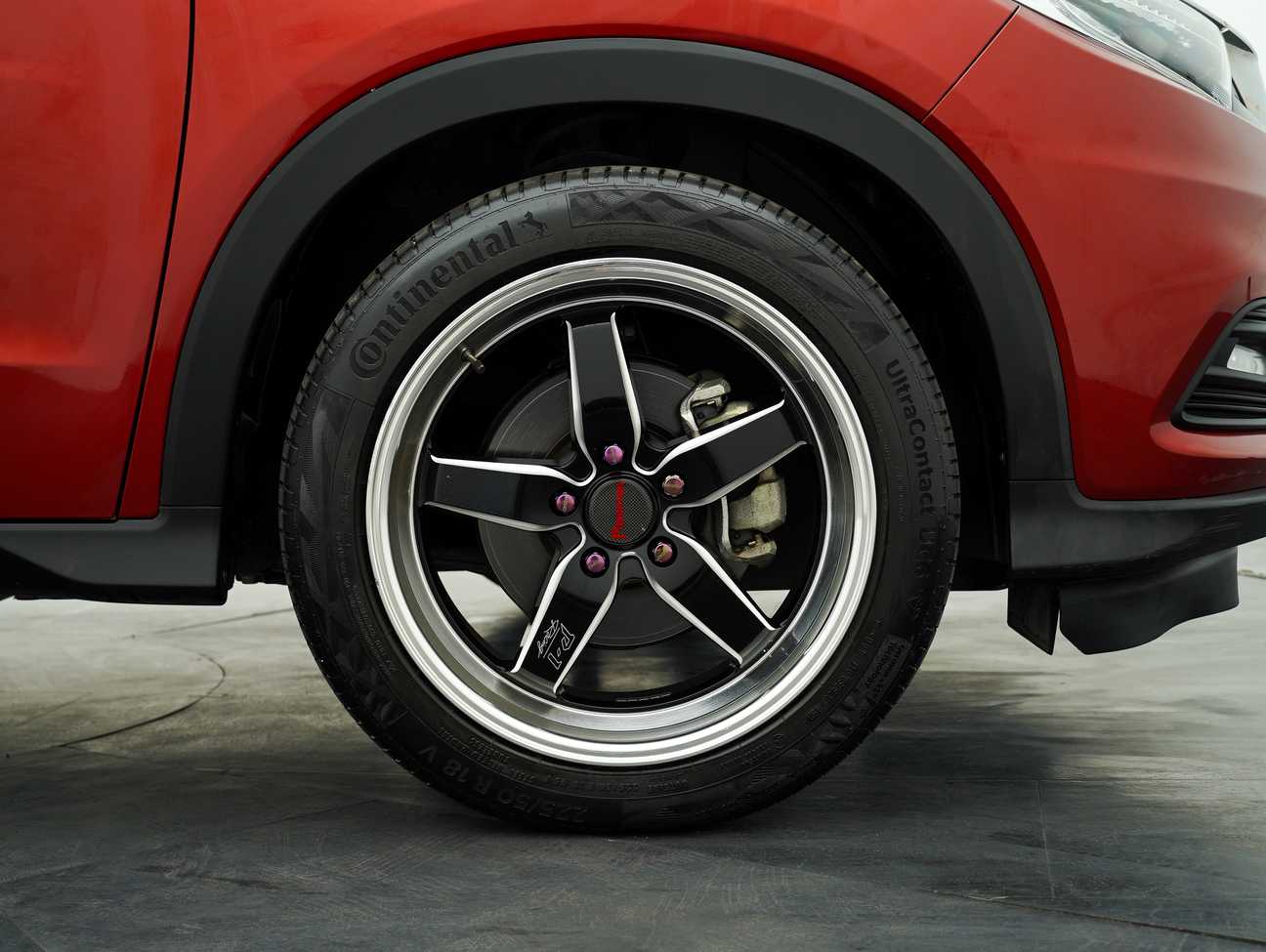 terpakai 2021 Honda HR-V V 1.8