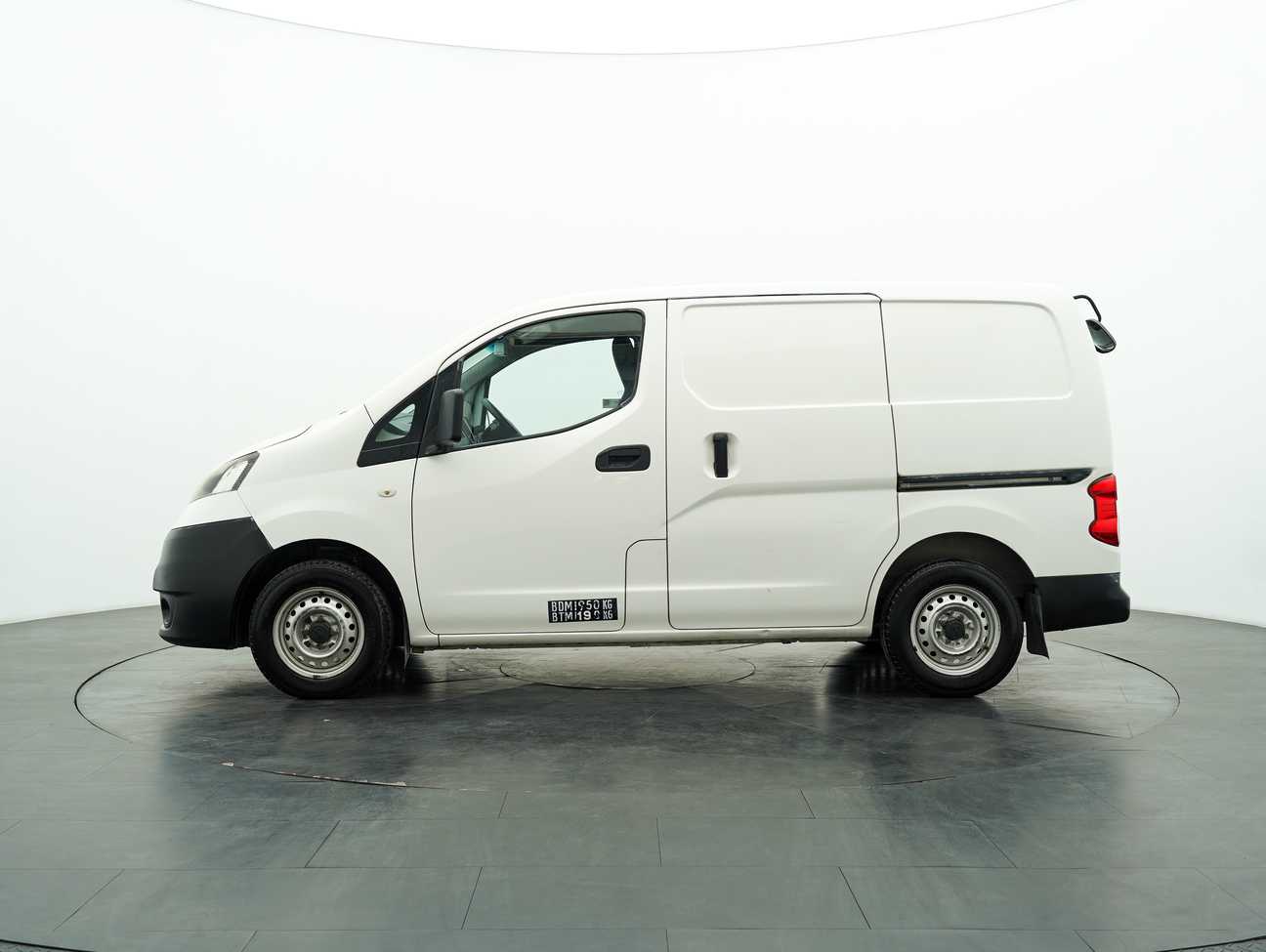 terpakai 2016 Nissan NV200 Panel 1.6