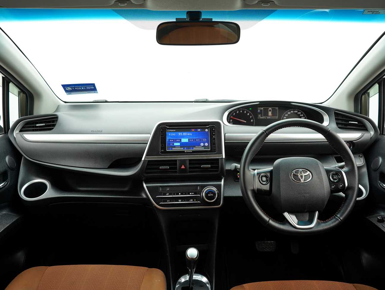 used 2016 Toyota Sienta V 1.5