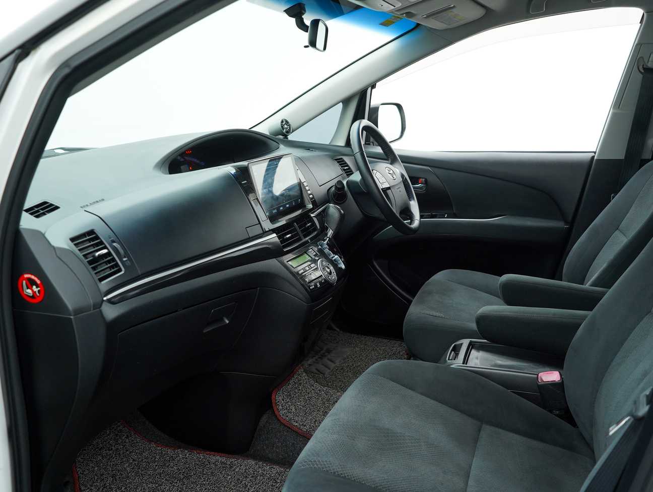 used 2014 Toyota Estima Aeras 2.4