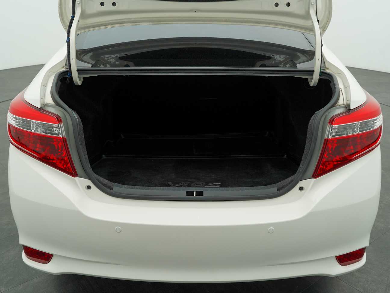 used 2015 Toyota Vios J 1.5