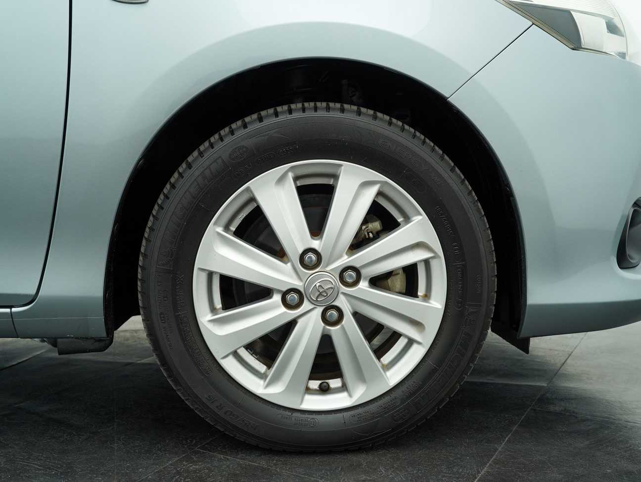 terpakai 2014 Toyota Vios J 1.5