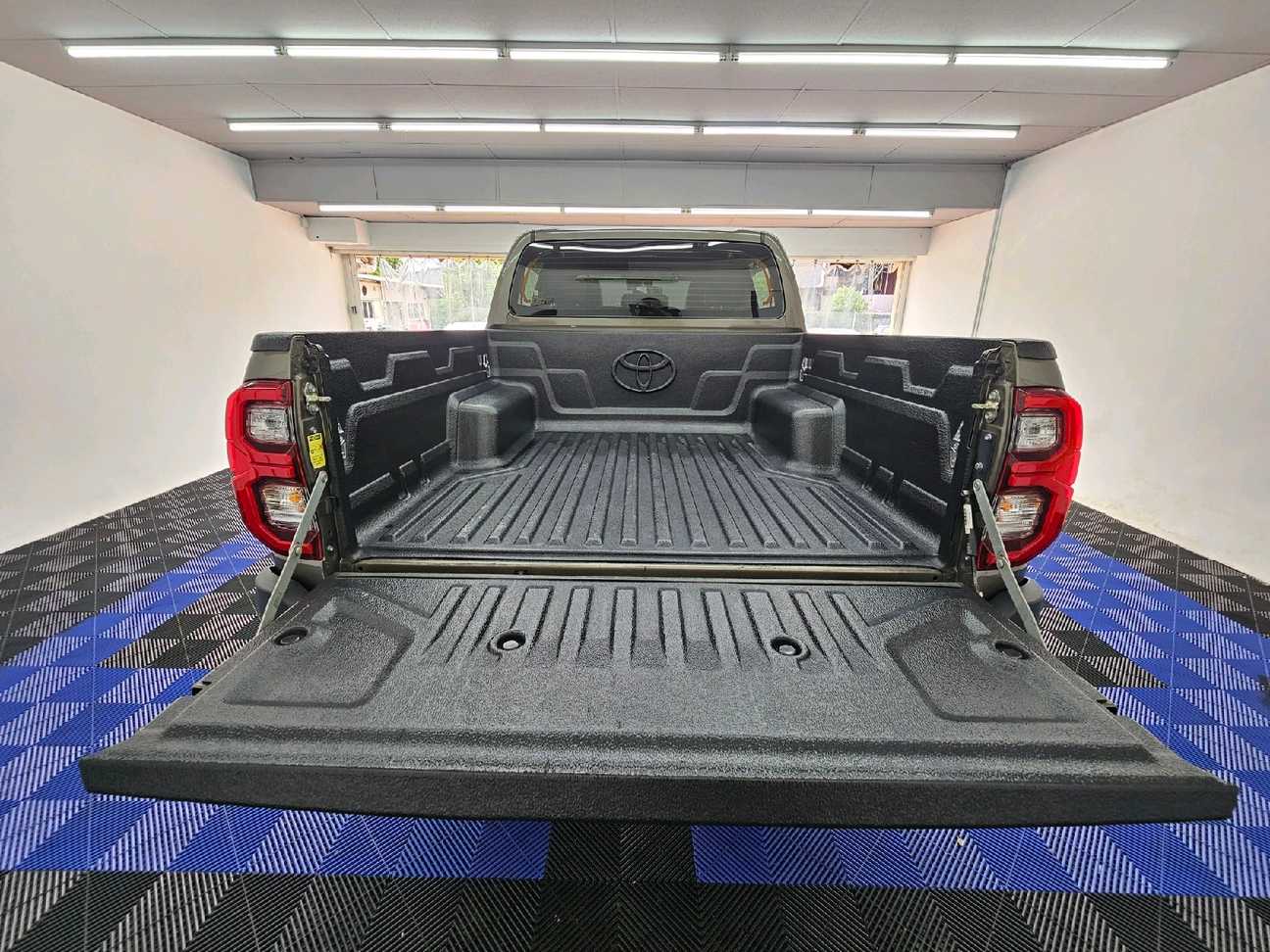 used 2022 Toyota Hilux Rogue Dual Cab 2.8