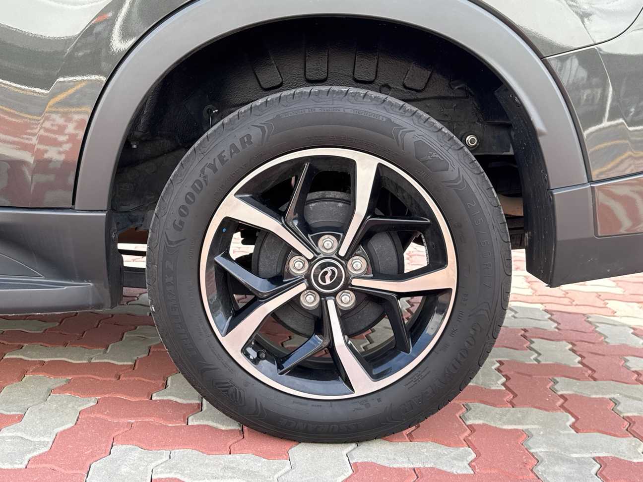 terpakai 2023 Perodua Aruz AV 1.5