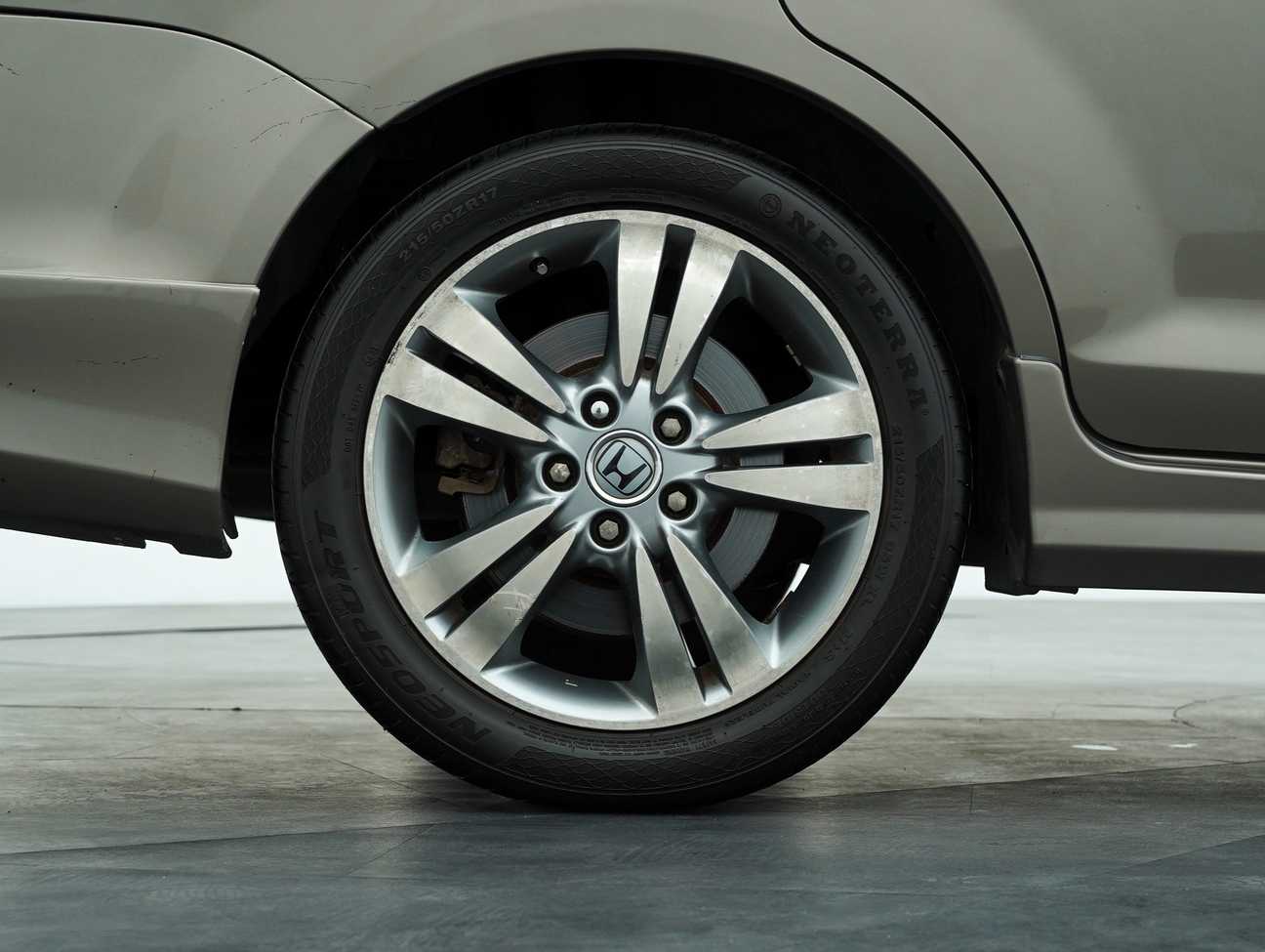 used 2015 Proton Exora Executive 1.6