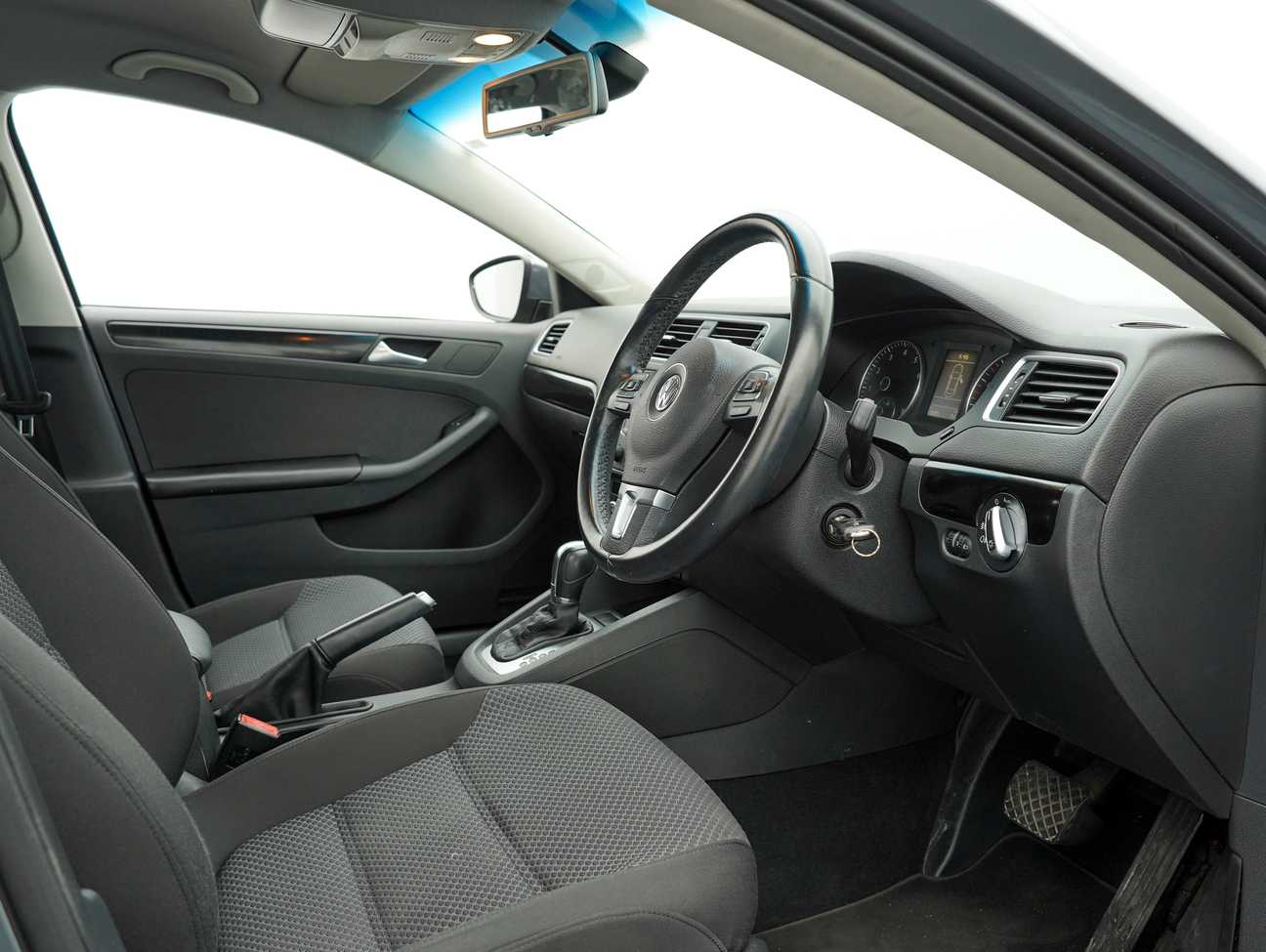 terpakai 2014 Volkswagen Jetta TSI 1.4