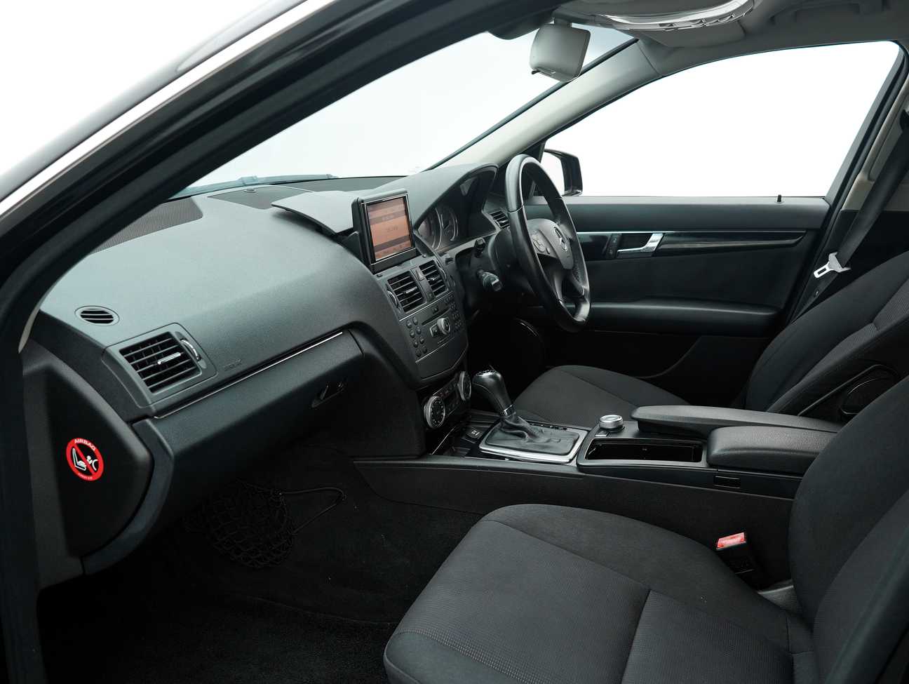 terpakai 2010 Mercedes-Benz C180 CGI  1.8