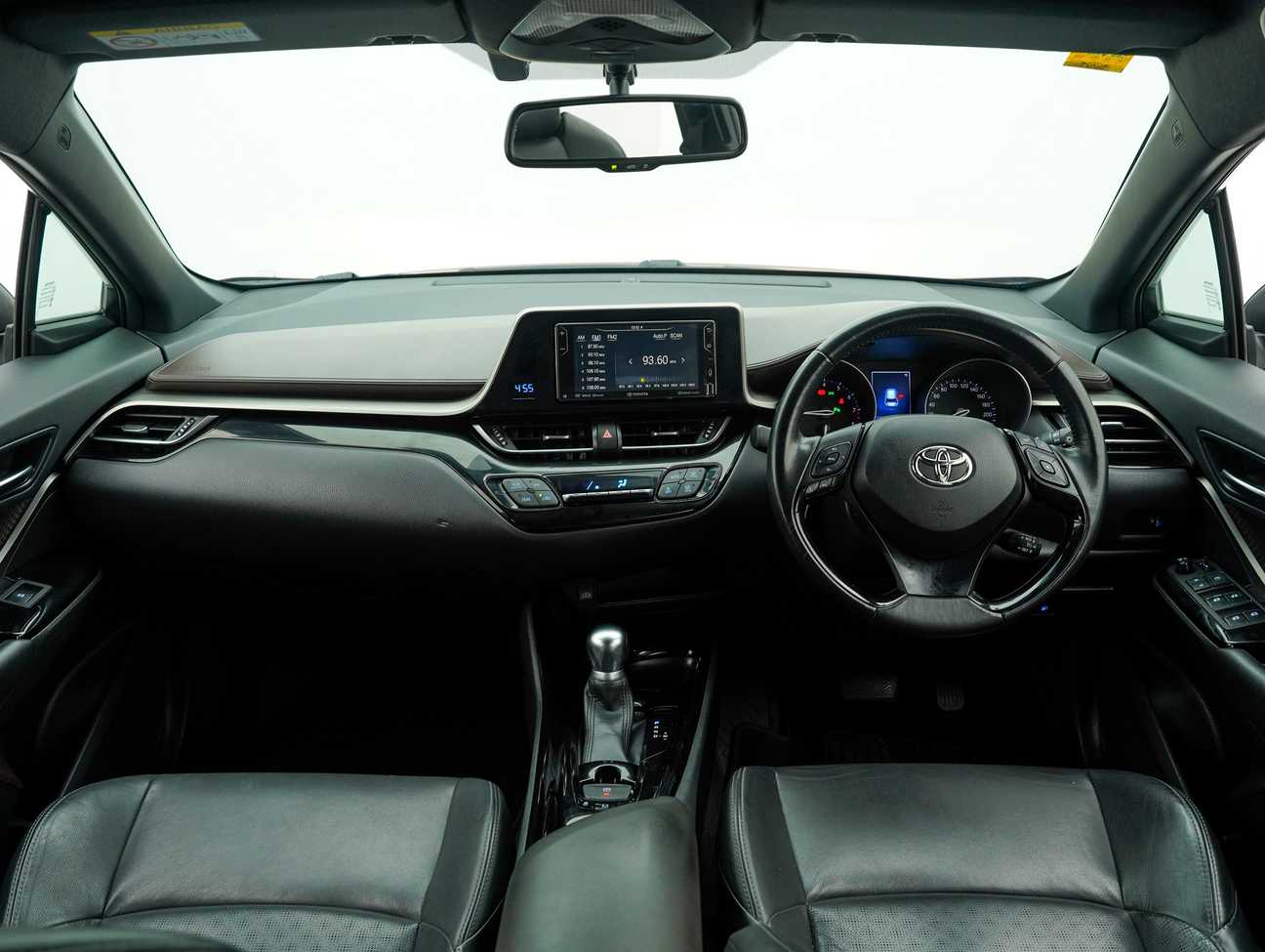 used 2018 Toyota C-HR  1.8