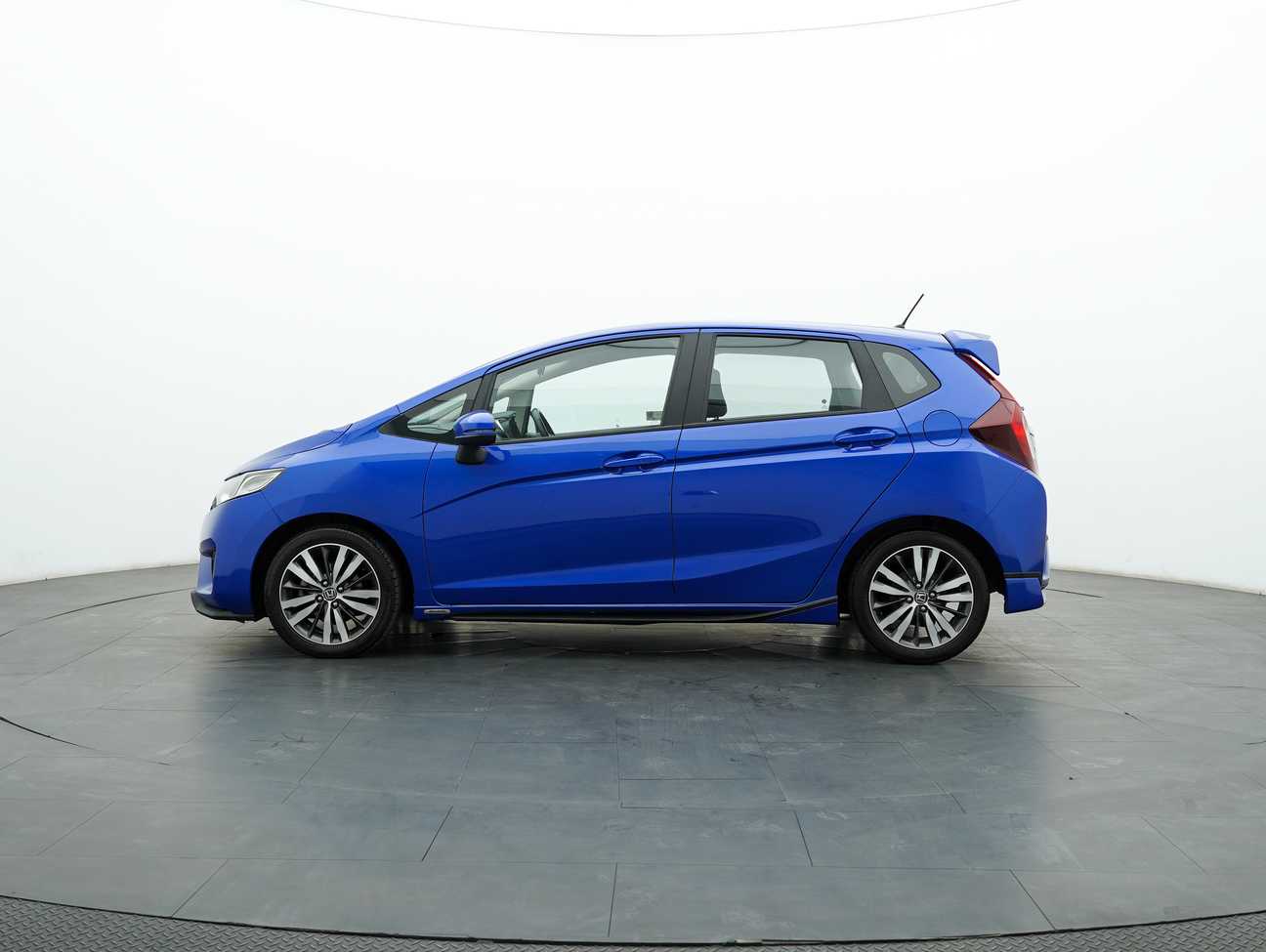 used 2015 Honda Jazz V 1.5