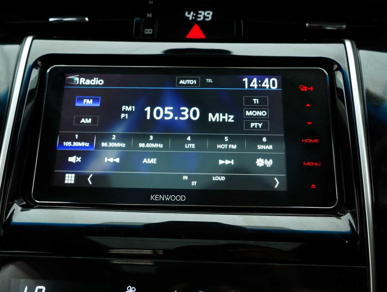 used 2015 Toyota Harrier Premium Advanced 2.0