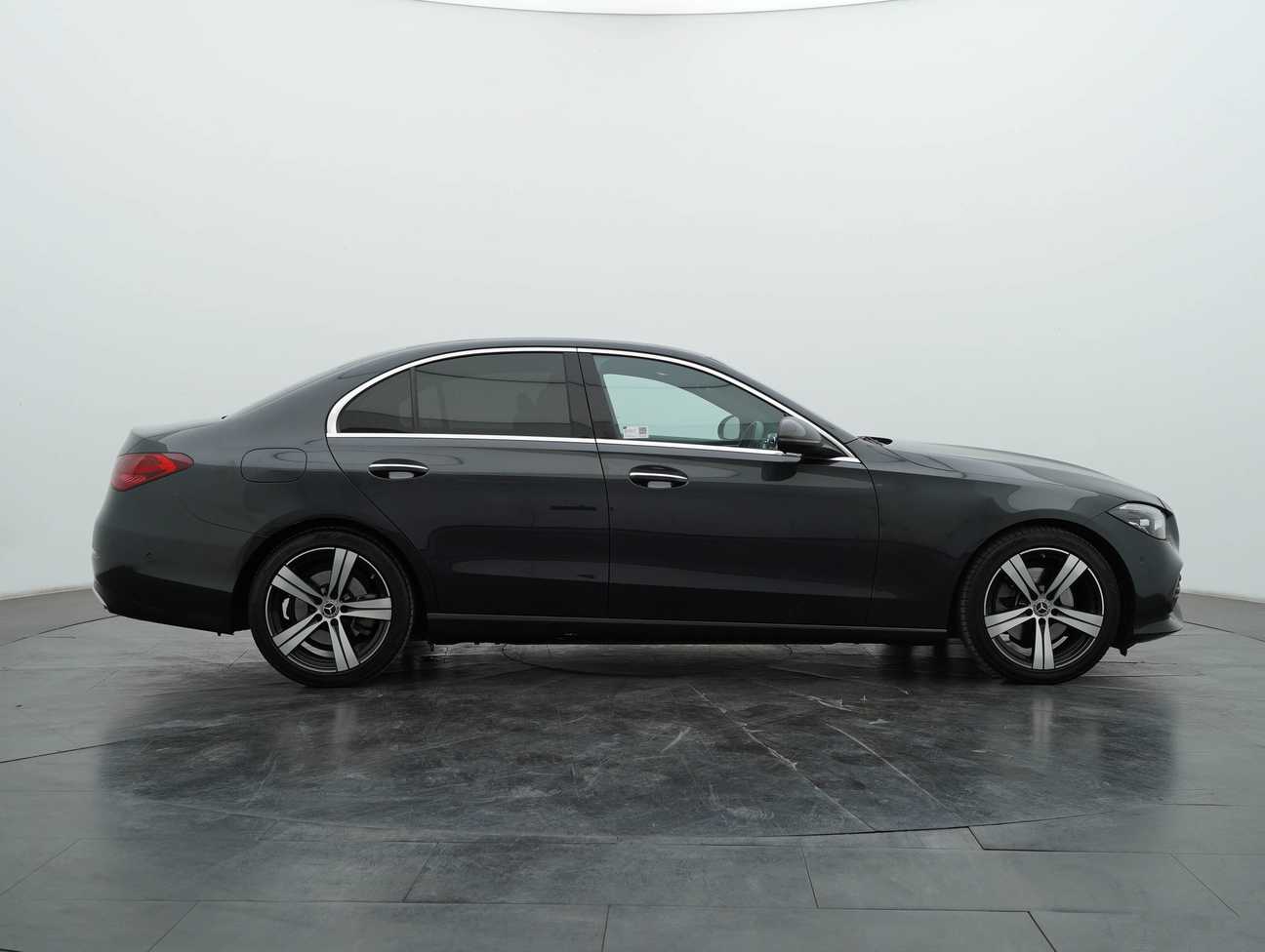used 2023 Mercedes-Benz C200 Avantgarde 1.5