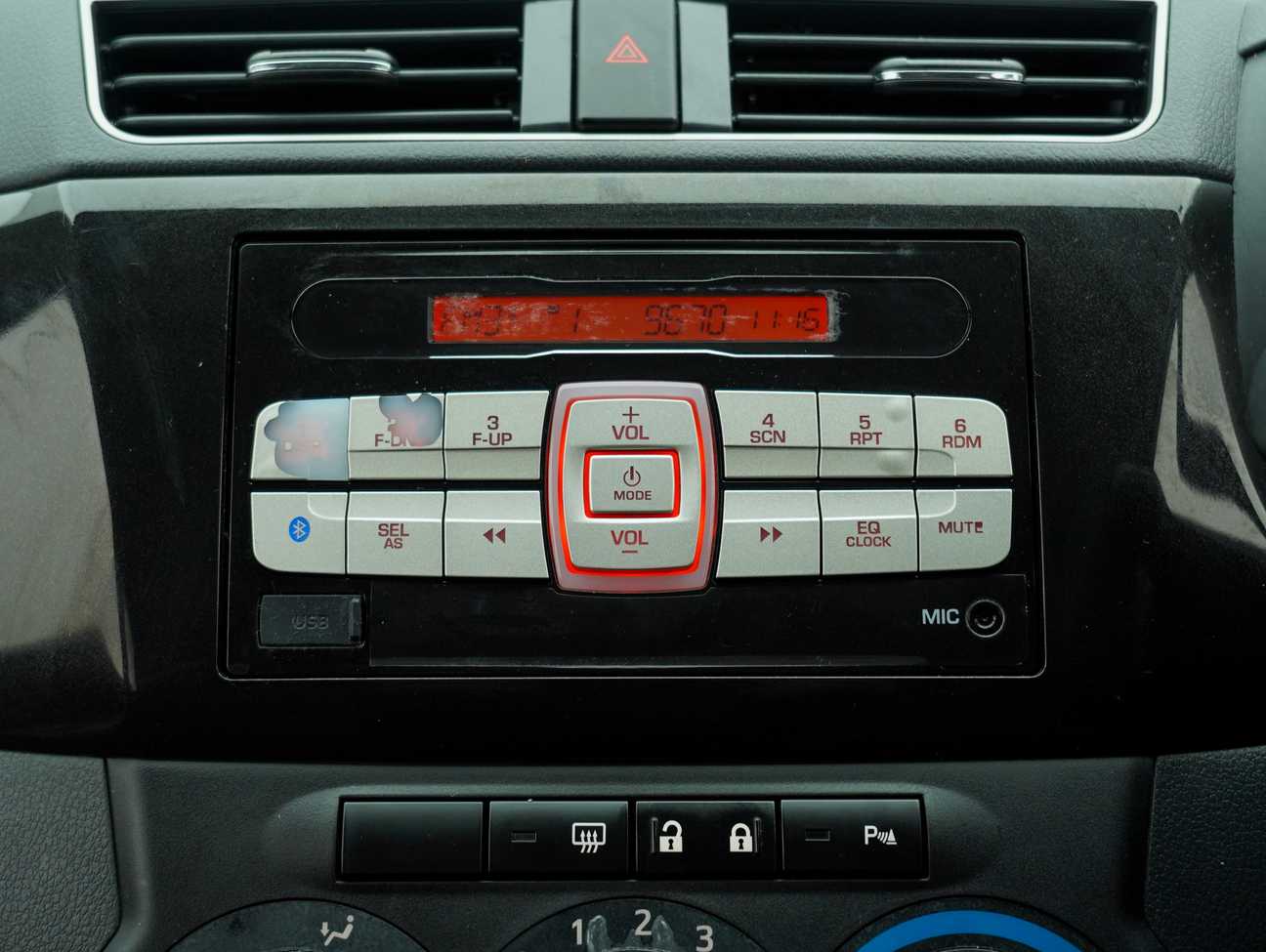 terpakai 2017 Perodua Bezza X Premium 1.3