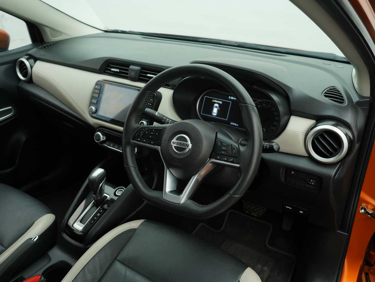 terpakai 2021 Nissan Almera VLT 1.0