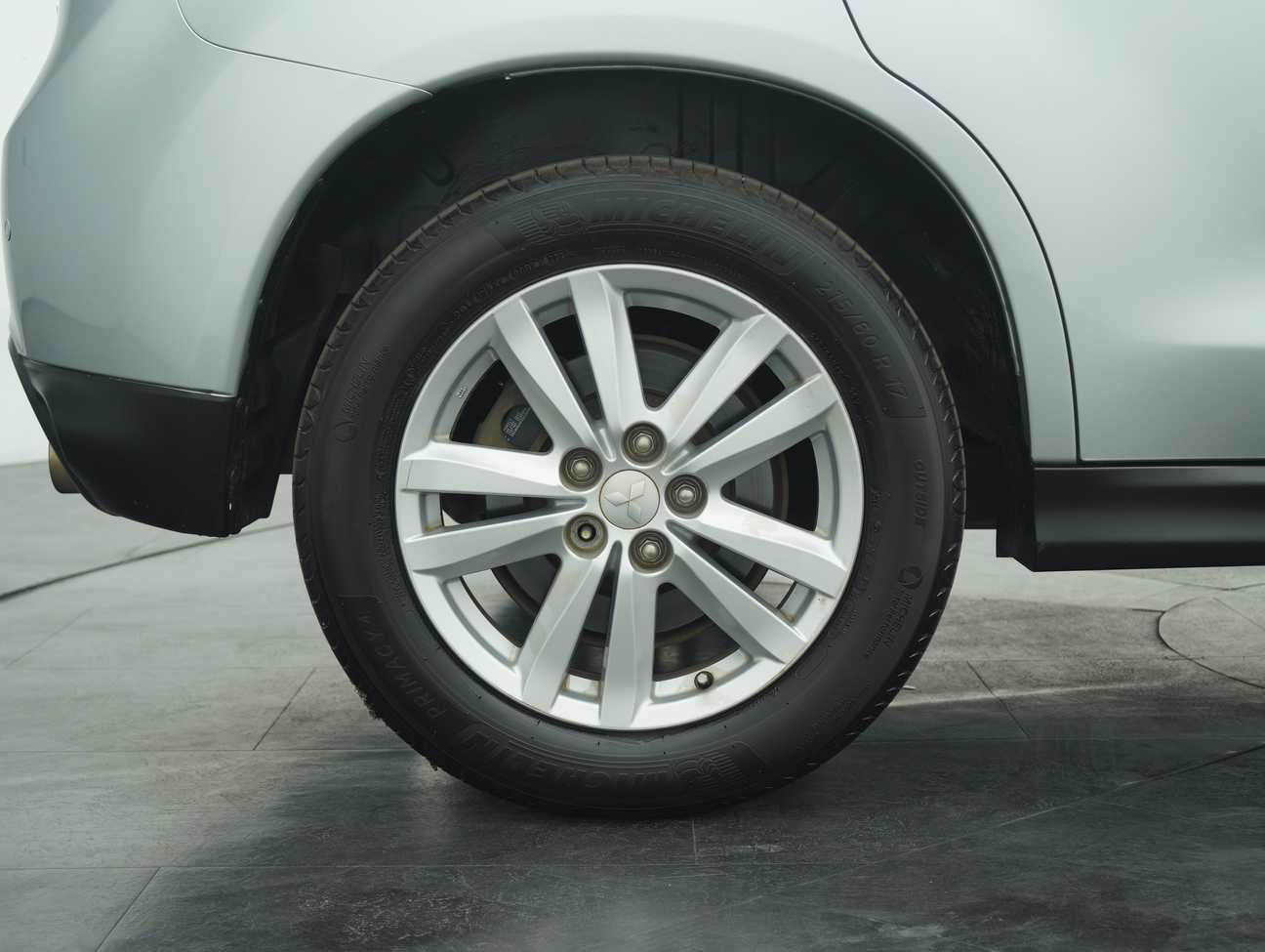 terpakai 2017 Mitsubishi ASX  2.0