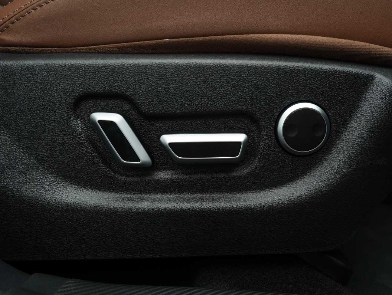 used 2020 Proton X70 TGDI Premium 1.8