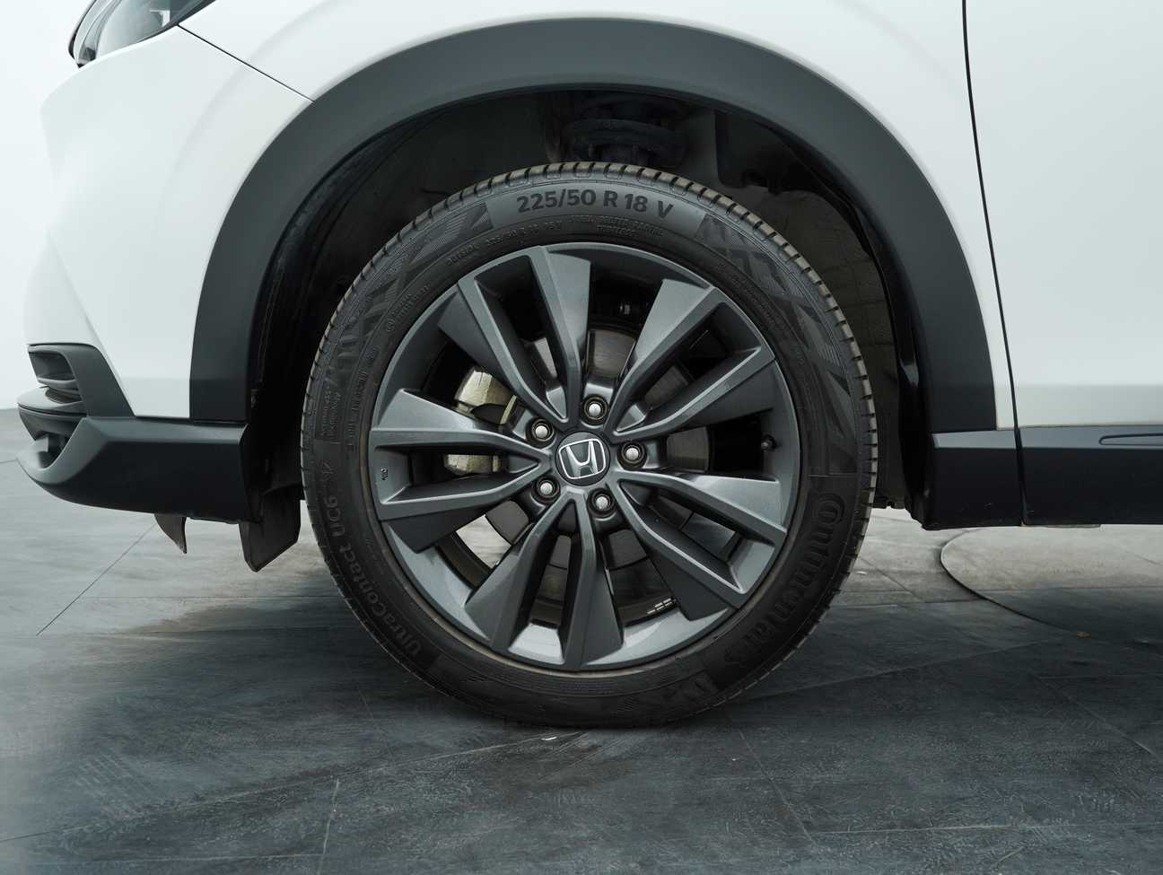 terpakai 2023 Honda HR-V V 1.5