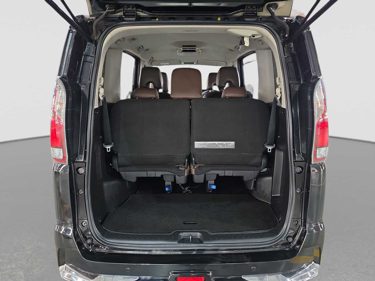 used 2020 Nissan Serena S-Hybrid High-Way Star J Impul 2.0