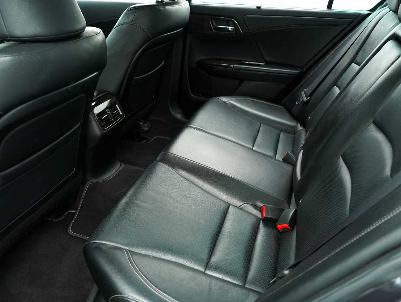 terpakai 2014 Honda Accord VTi-L 2.4