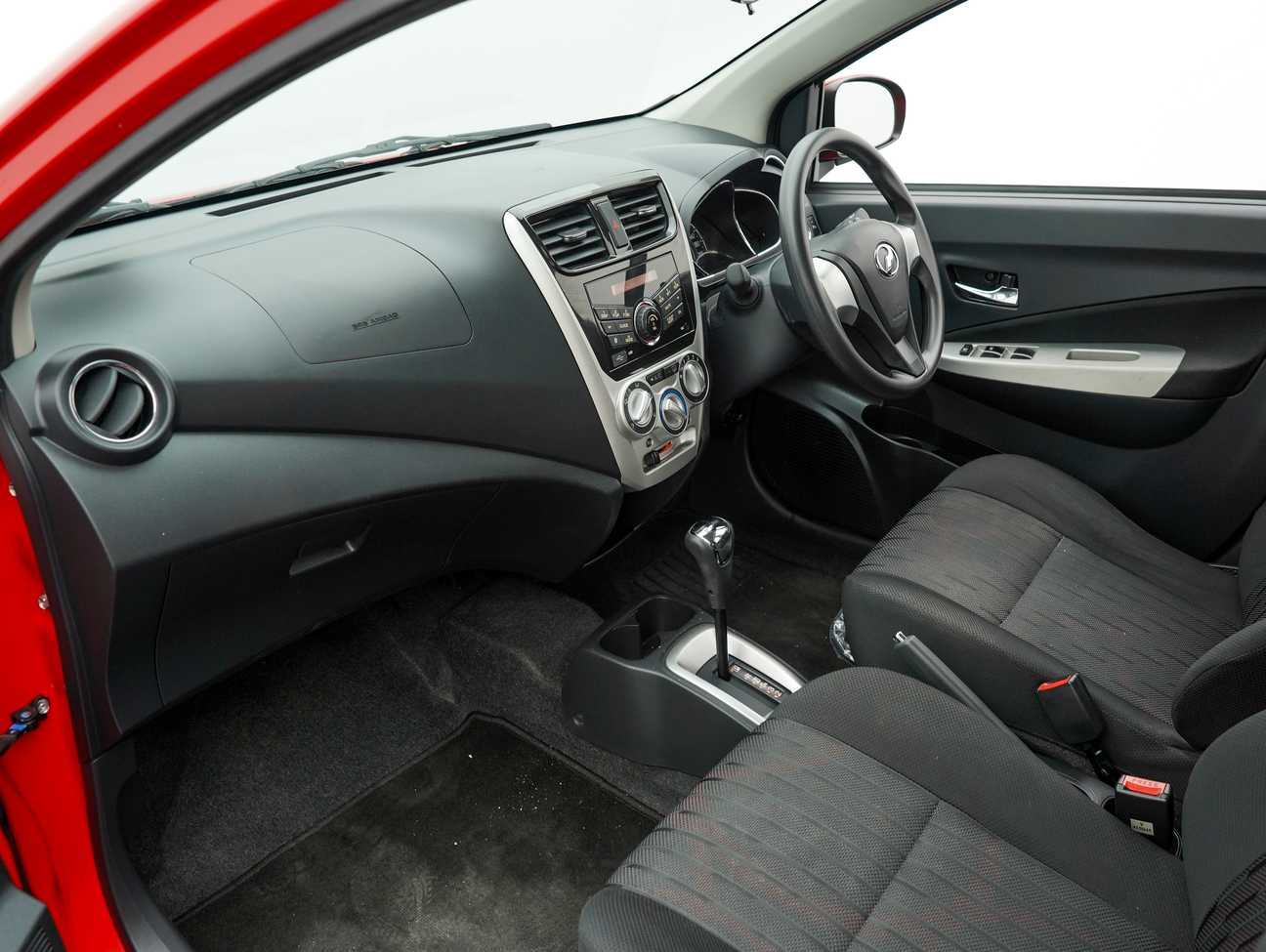 terpakai 2017 Perodua AXIA SE 1.0