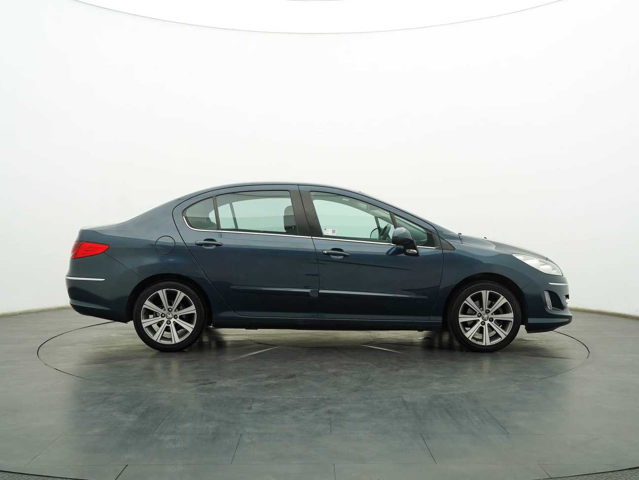 used 2014 Peugeot 408 Turbo 1.6