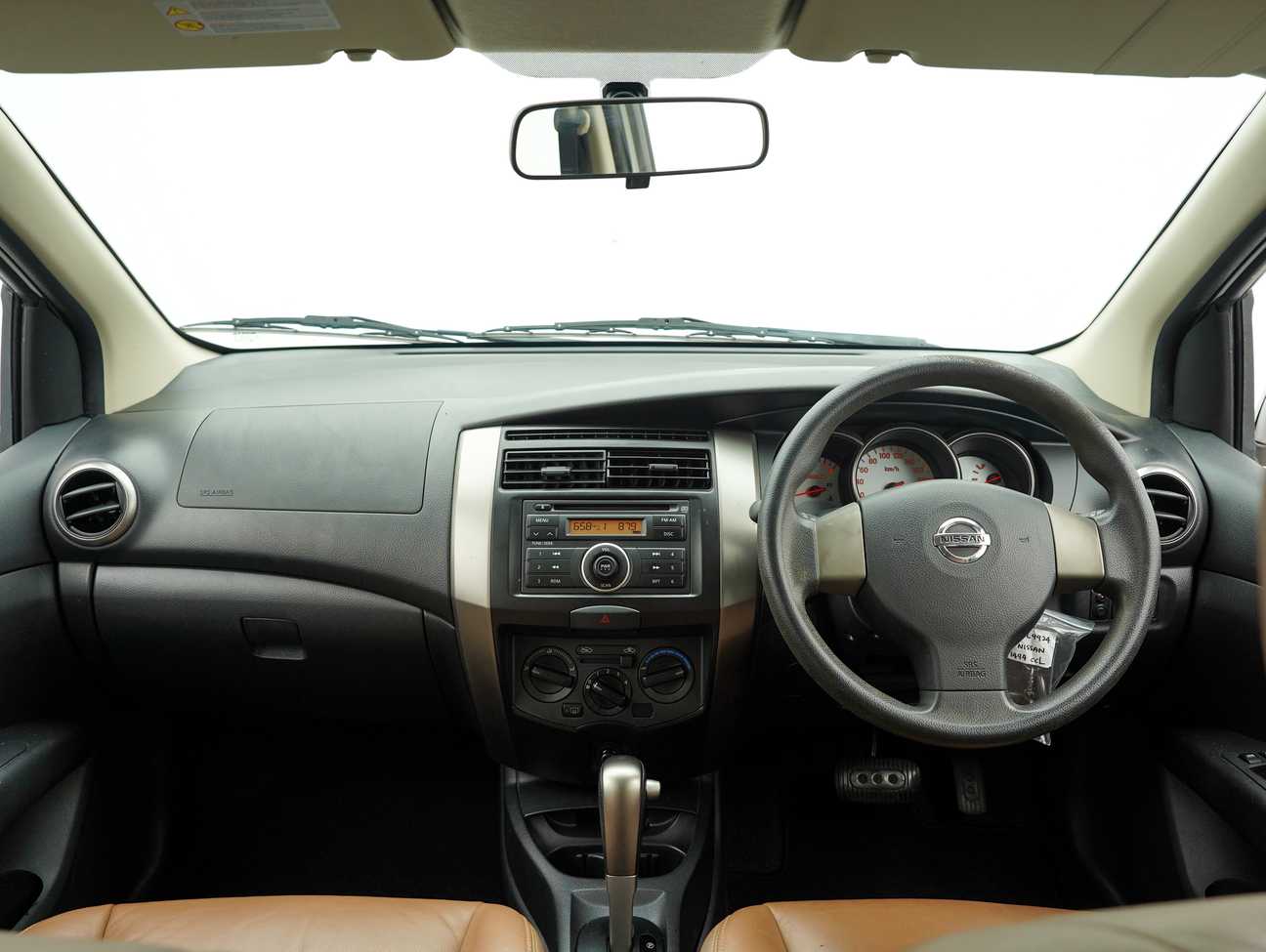 used 2011 Nissan Grand Livina ST-L Comfort 1.6