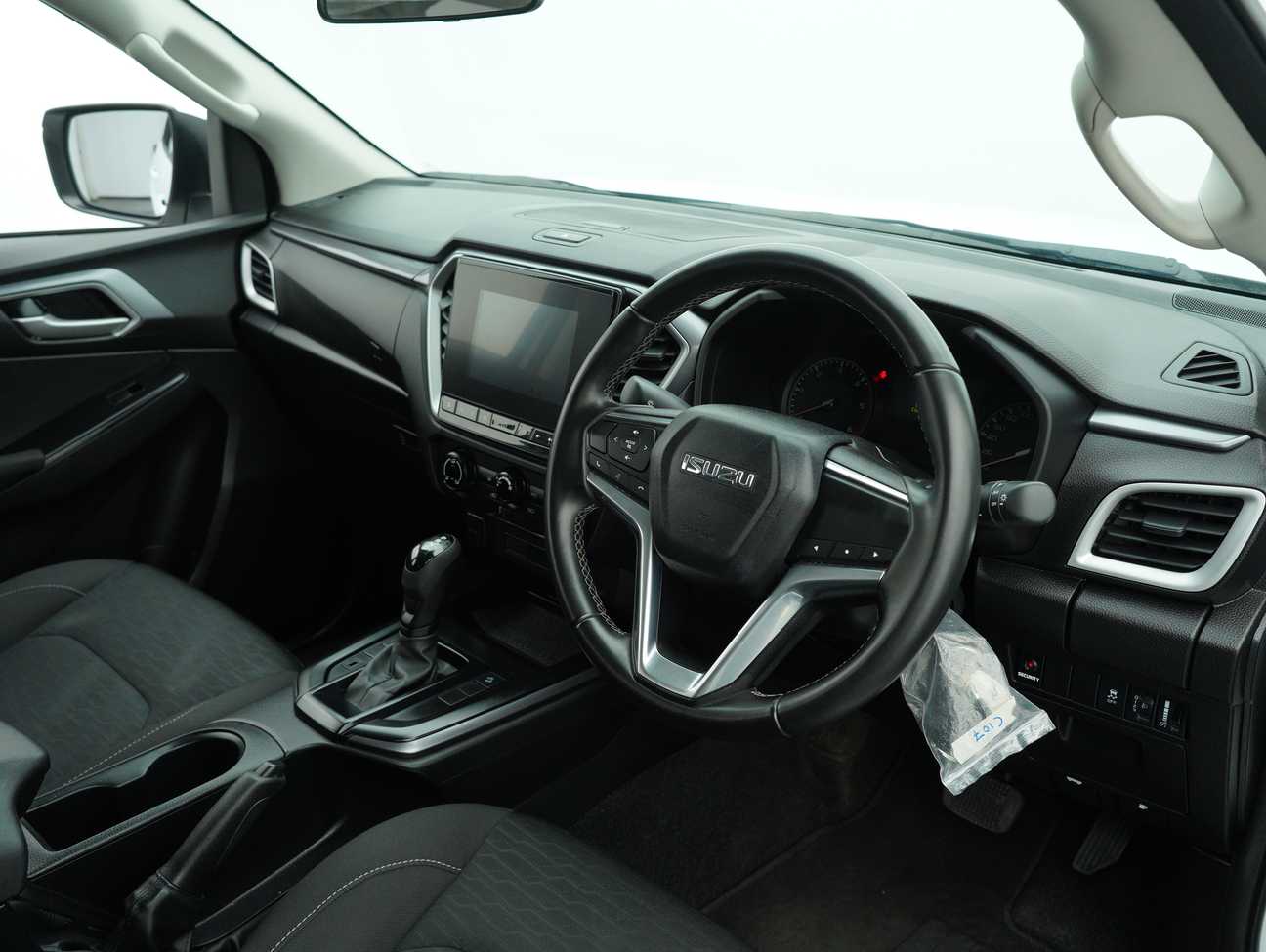 terpakai 2023 Isuzu D-Max Auto Plus Dual Cab 1.9