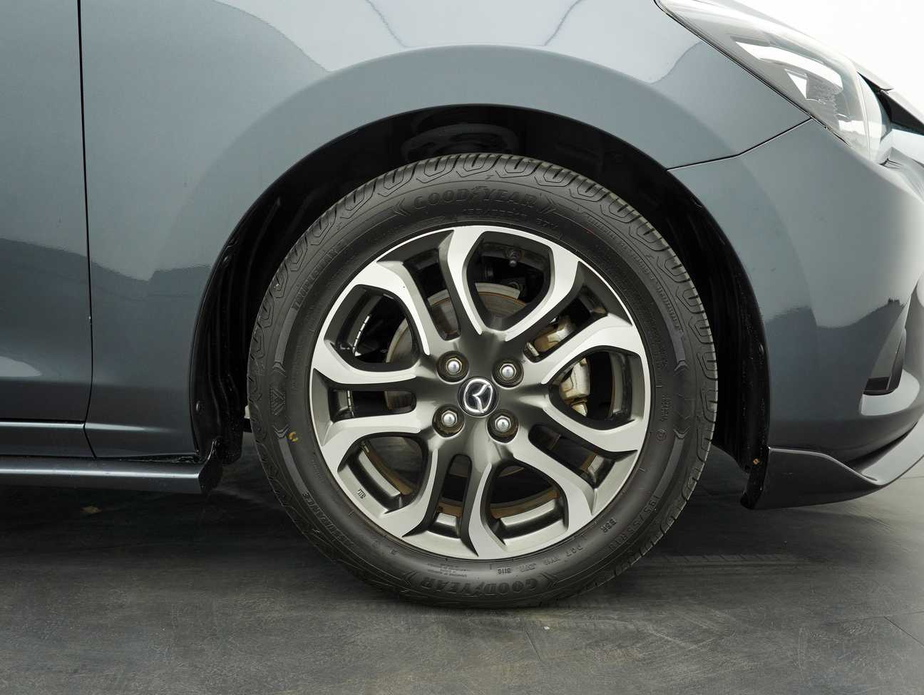 terpakai 2016 Mazda 2 SKYACTIV-G (LED Headlight with DRL) 1.5