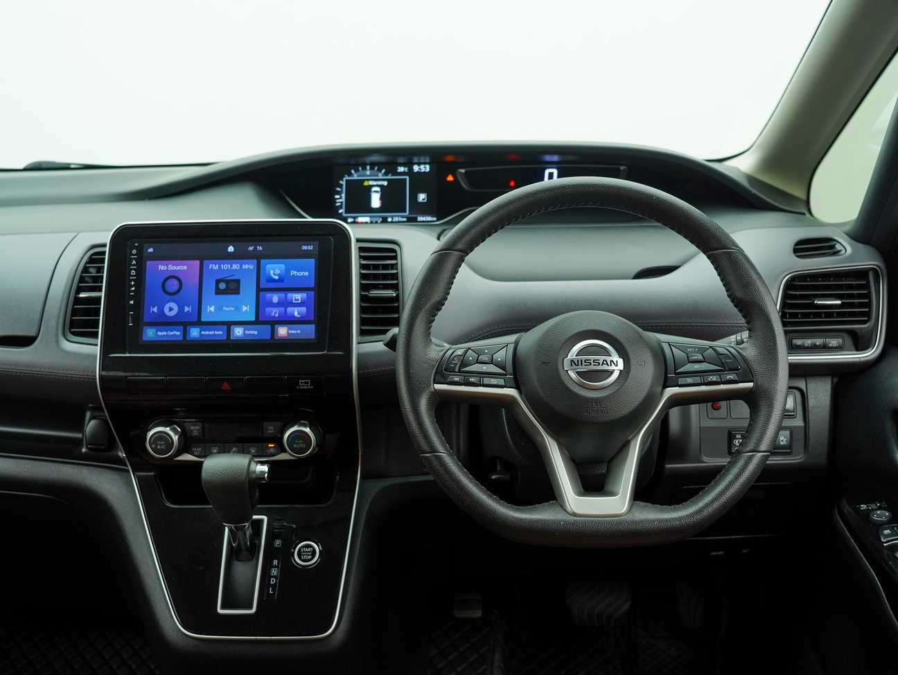 used 2022 Nissan Serena S-Hybrid High-Way Star Premium 2.0