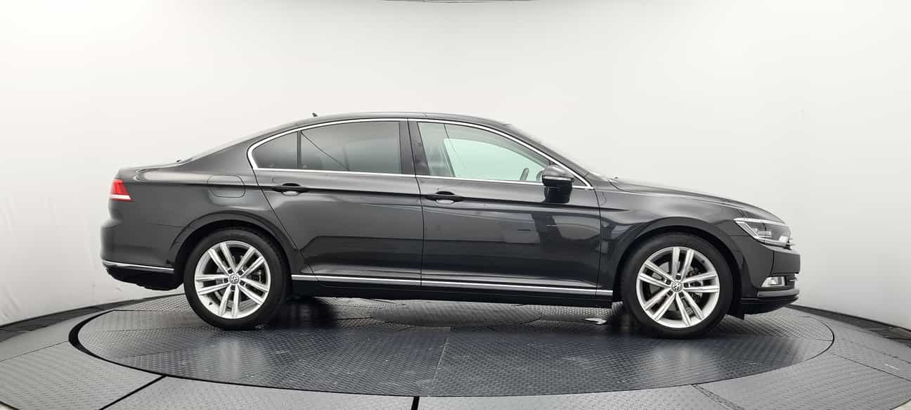 used 2019 Volkswagen PASSAT  2.0