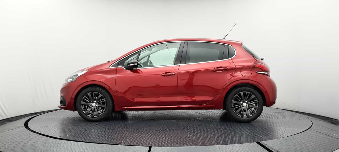 used 2018 Peugeot 208 PURETECH 1.2