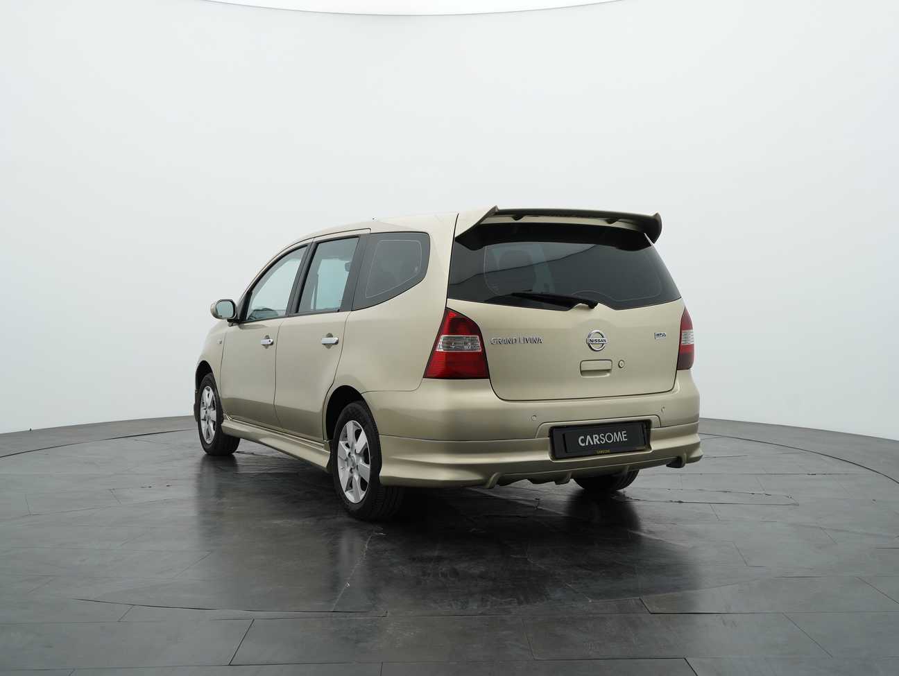 used 2012 Nissan Grand Livina CVTC Comfort 1.8