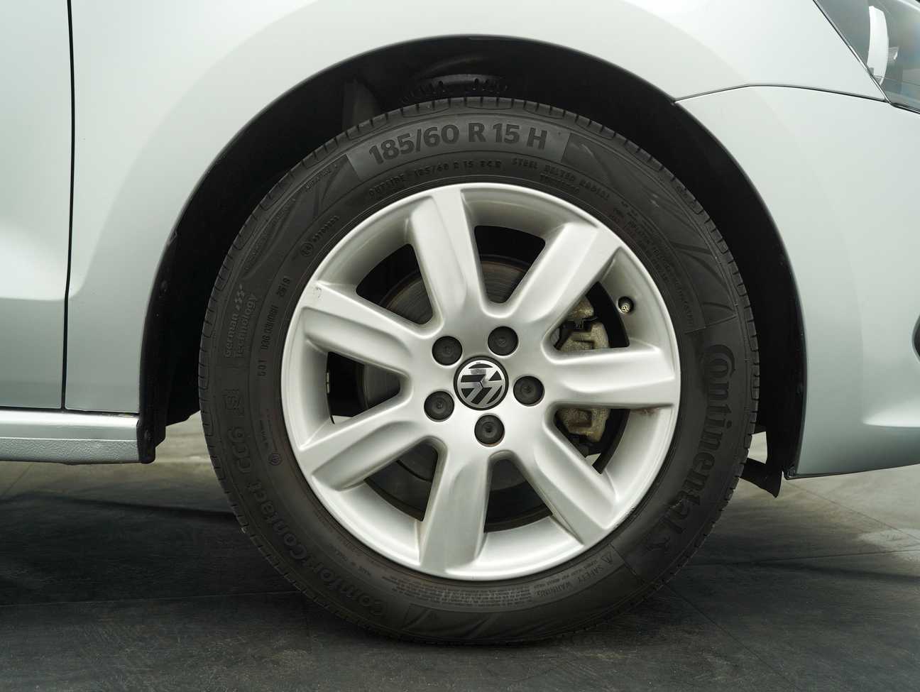 terpakai 2015 Volkswagen Polo  1.6