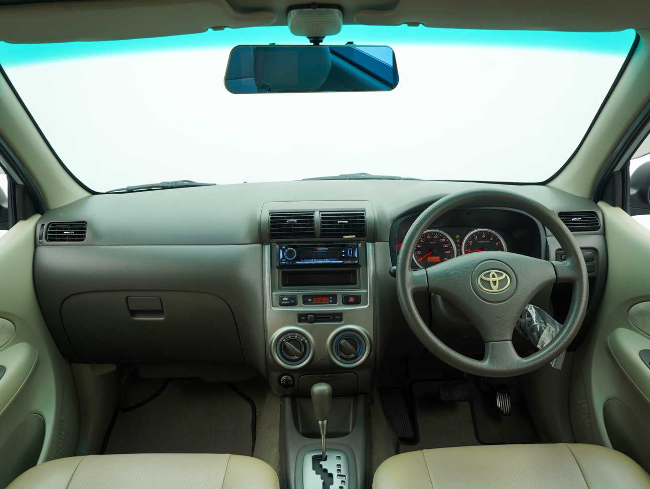 terpakai 2009 Toyota Avanza E 1.5