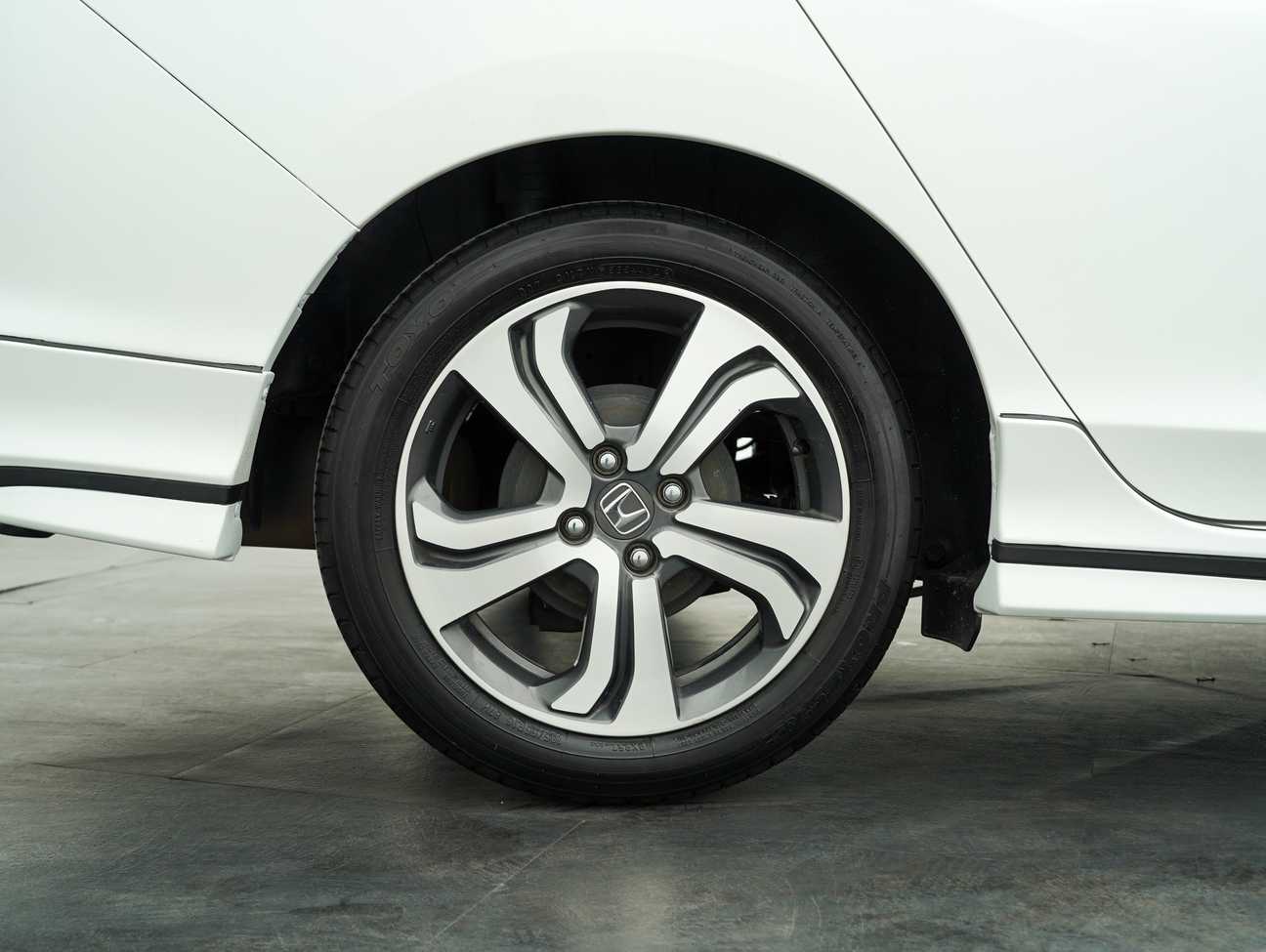 used 2015 Honda City V 1.5