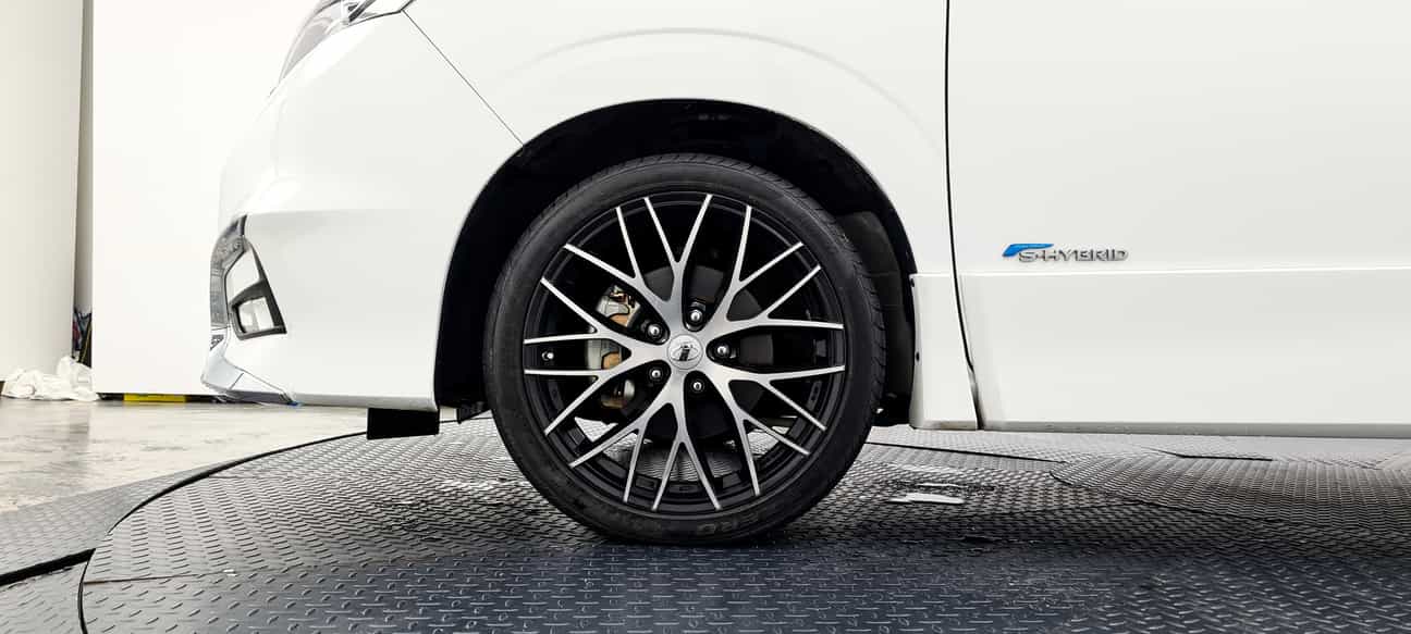 used 2020 Nissan SERENA S-HYBRID HIGH-WAY STAR (CKD) 2.0