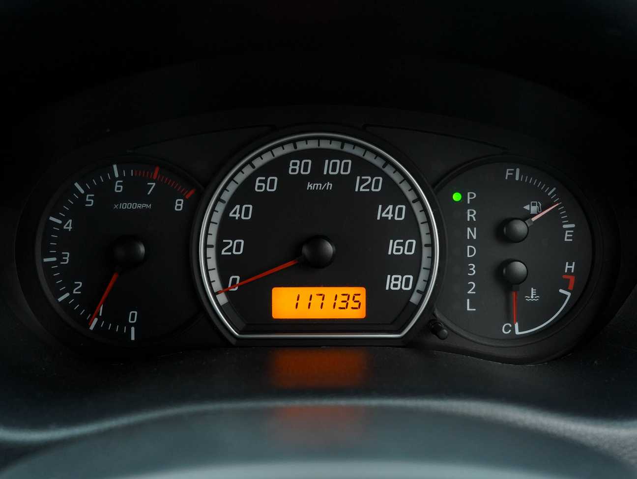 terpakai 2011 Suzuki Swift GX 1.5