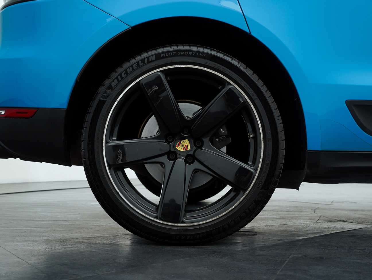 used 2019 Porsche Macan  2.0