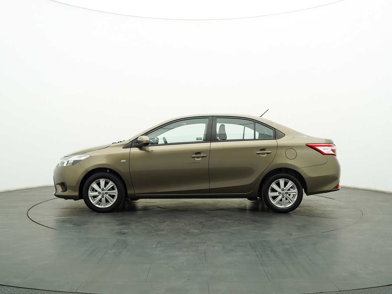 used 2014 Toyota Vios J 1.5