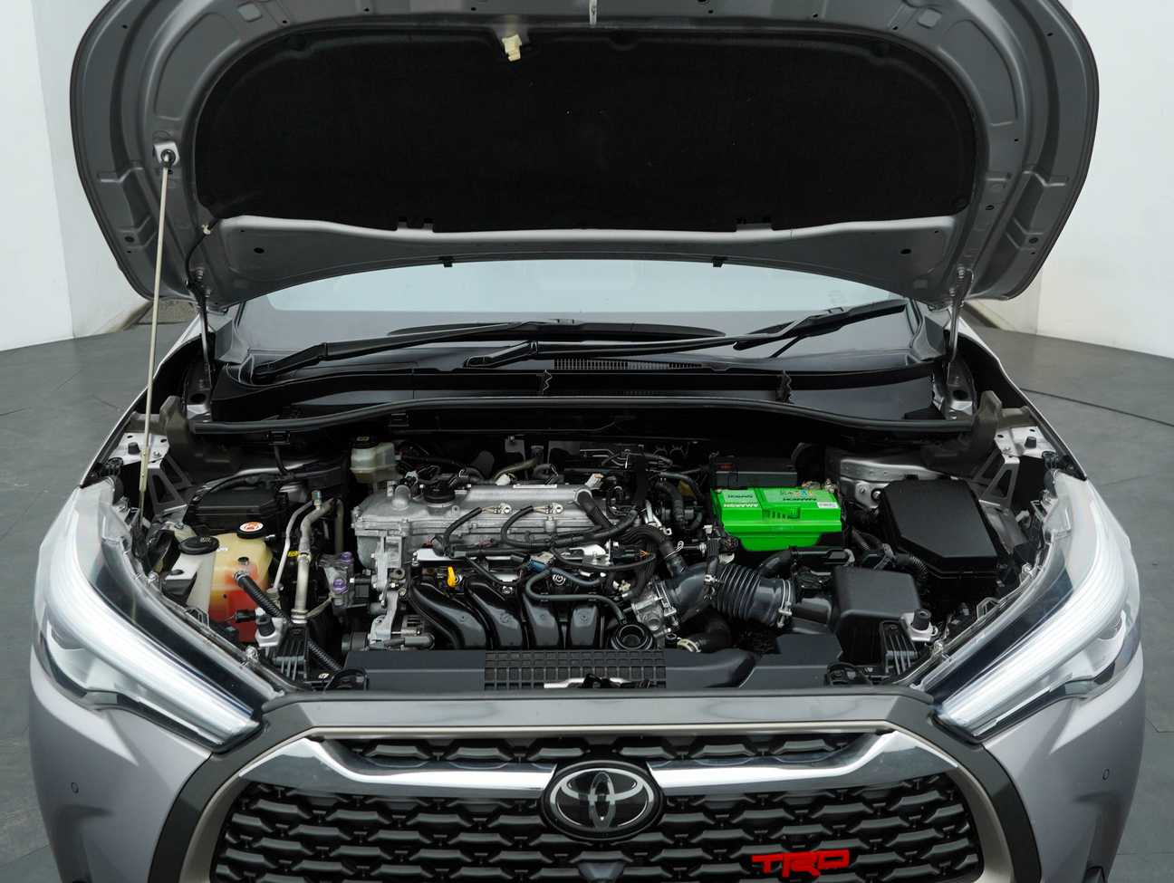 used 2021 Toyota Corolla Cross V 1.8