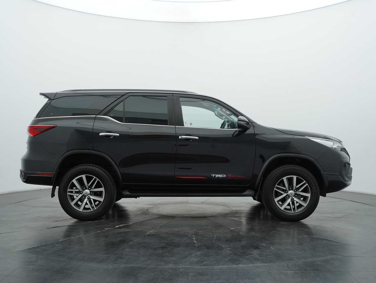 used 2018 Toyota Fortuner  2.4