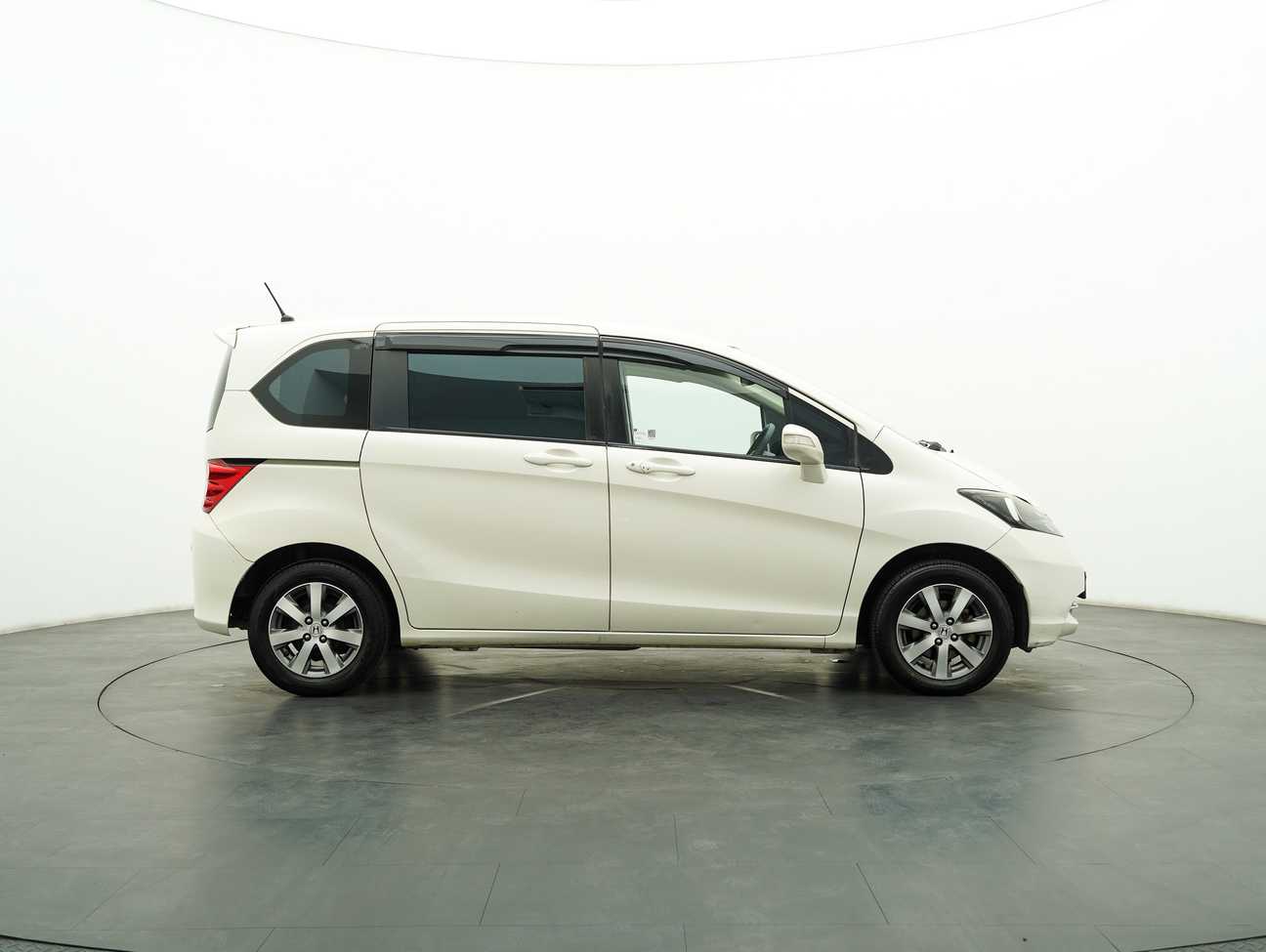 terpakai 2012 Honda Freed E 1.5