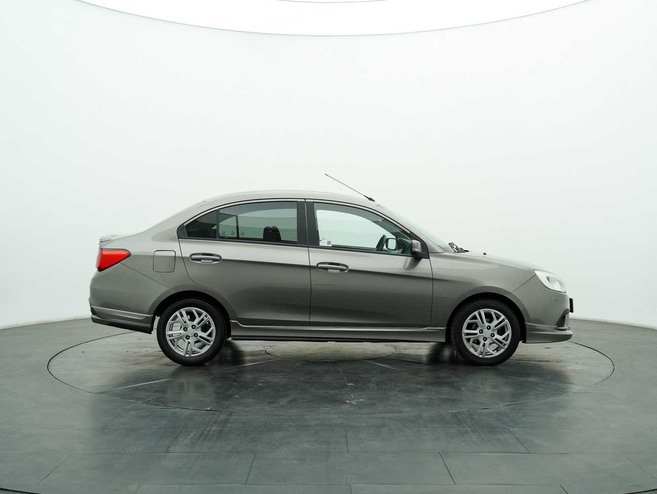 used 2017 Proton Saga Premium 1.3