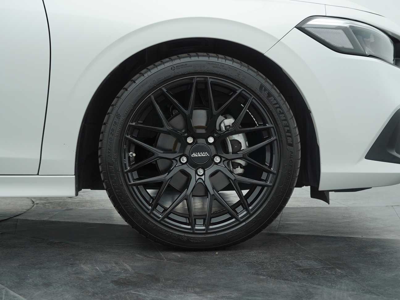 terpakai 2023 Honda Civic RS VTEC 1.5