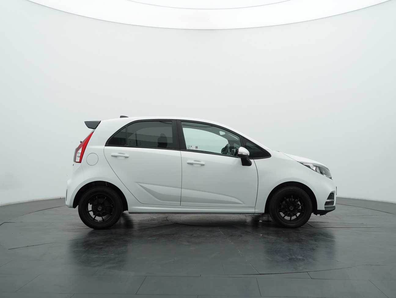 terpakai 2019 Proton Iriz Premium 1.6