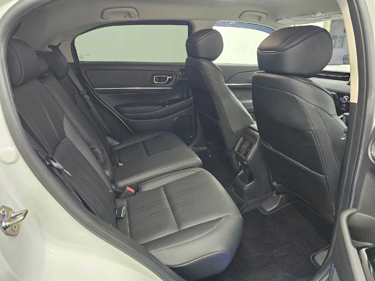 terpakai 2024 Honda HR-V V 1.5