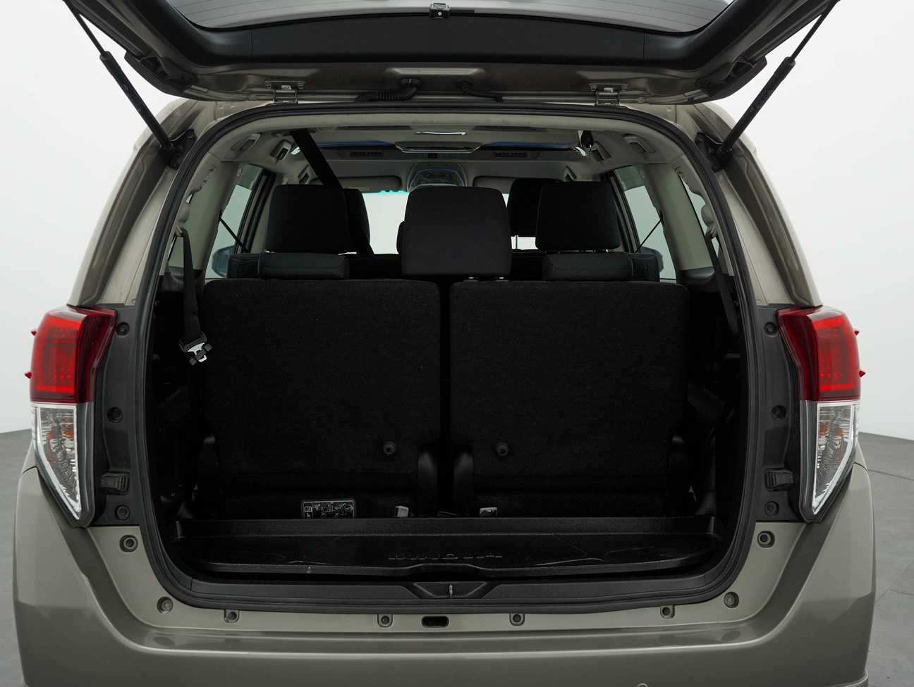 used 2017 Toyota INNOVA G 2.0